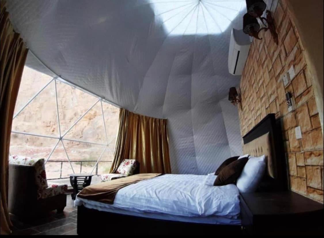 Bubble Tents Wadi Tours * Wadi Rum